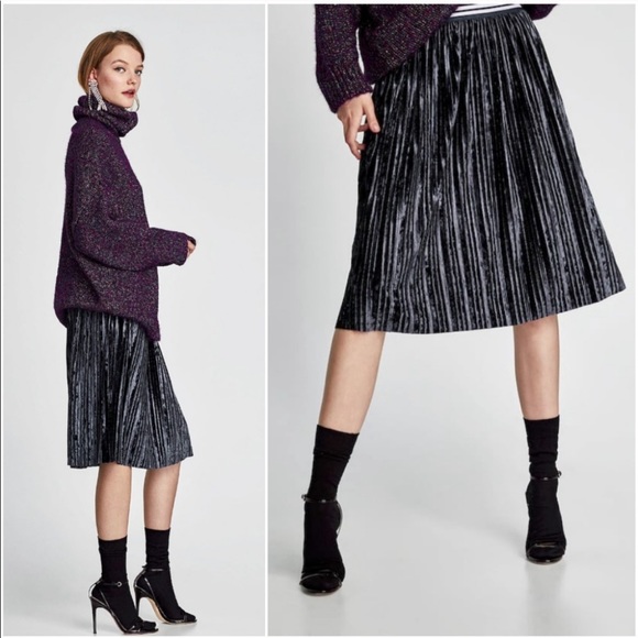 Zara Dresses & Skirts - Zara SS18 Velvet Midnight Blue Pleated Midi Skirt